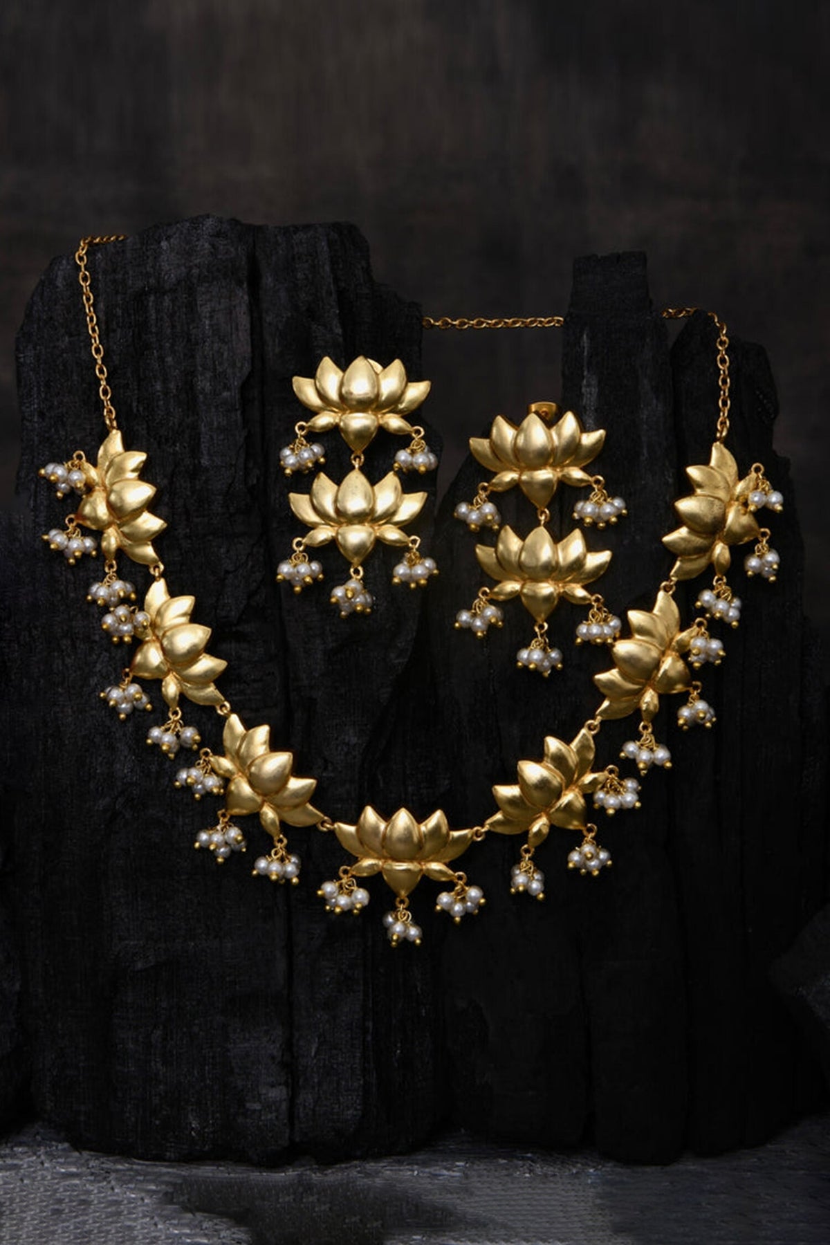 Embellished Padmini Necklace Set 