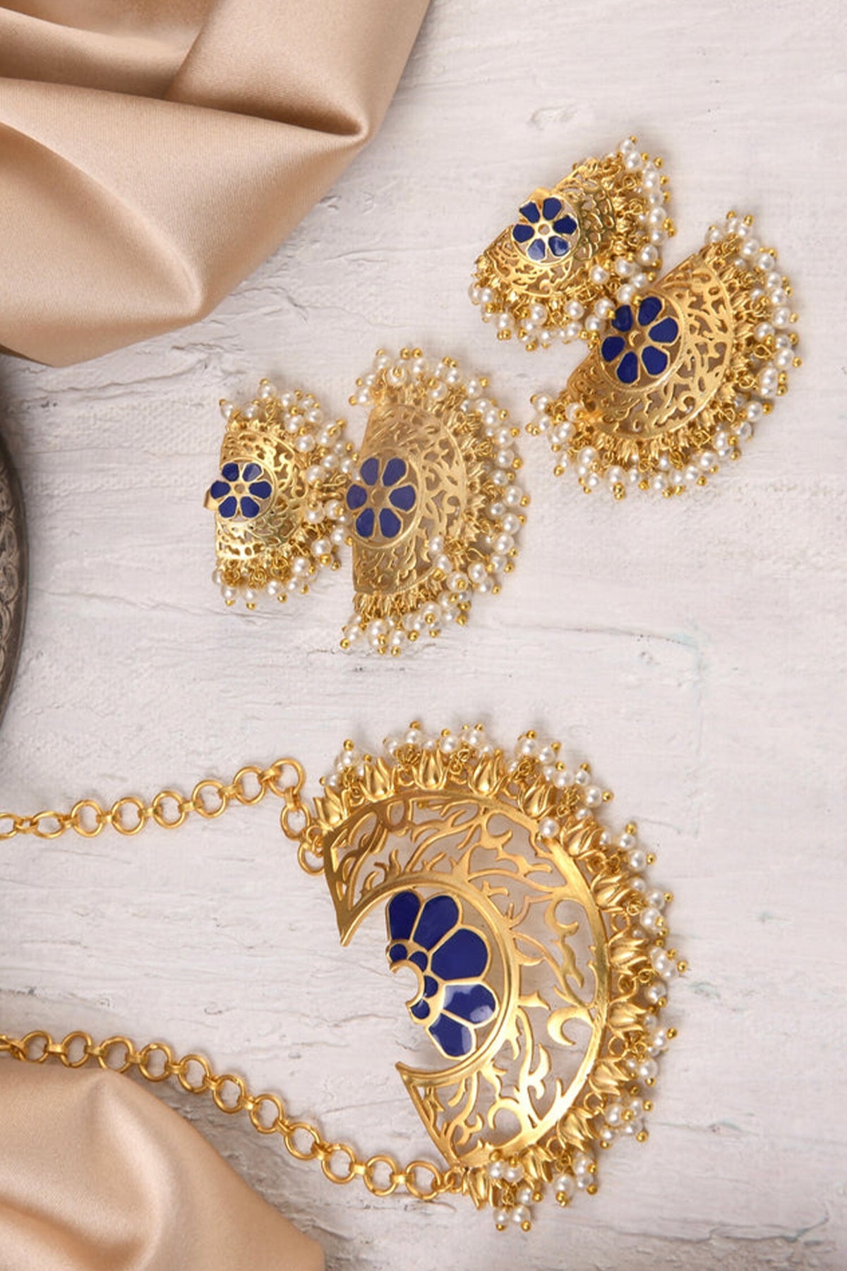 Embellished Mogra Necklace Set 