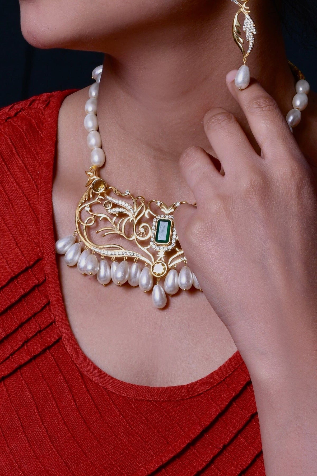 Embellished Royal Rendition Necklace Set 