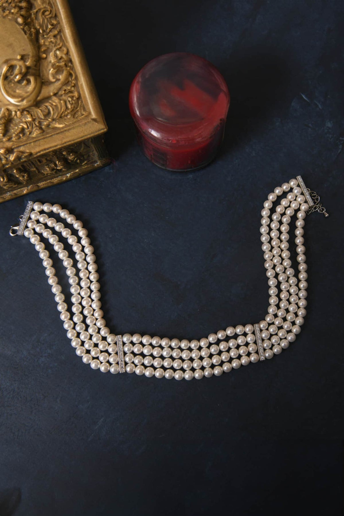 Audrey Pearl Choker 