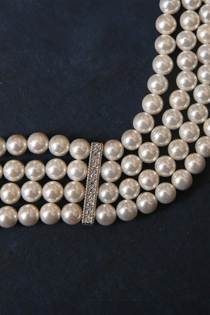 Audrey Pearl Choker 