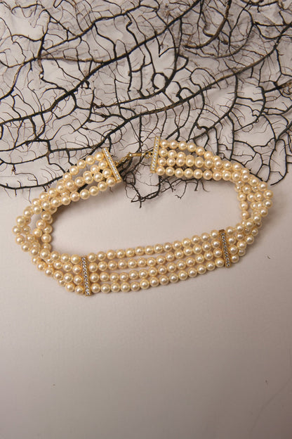 Beautiful World Pearl Three Layer Choker 