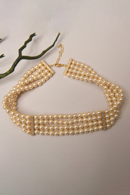 Beautiful World Pearl Three Layer Choker 