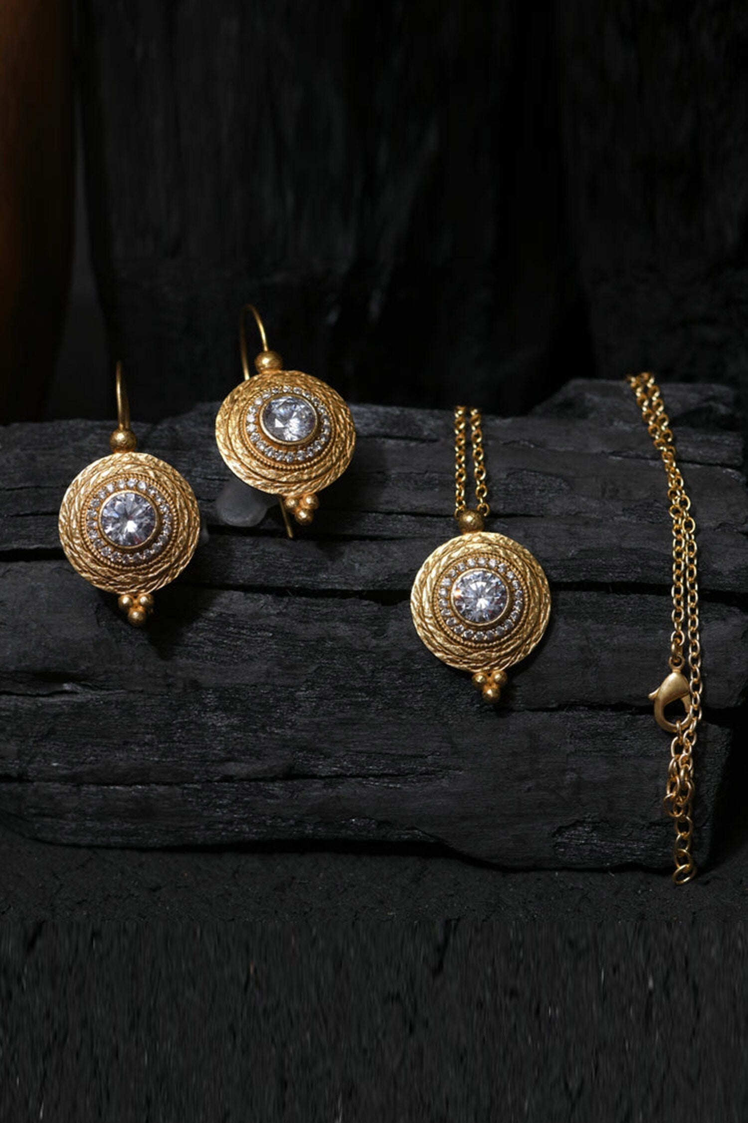 Queen Of Heaven Pendant Necklace Set 