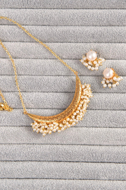 Pearls Embellished Necklace Set 