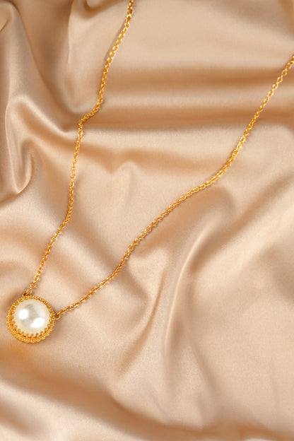 Victorian Pearl Embellished Necklace Set 