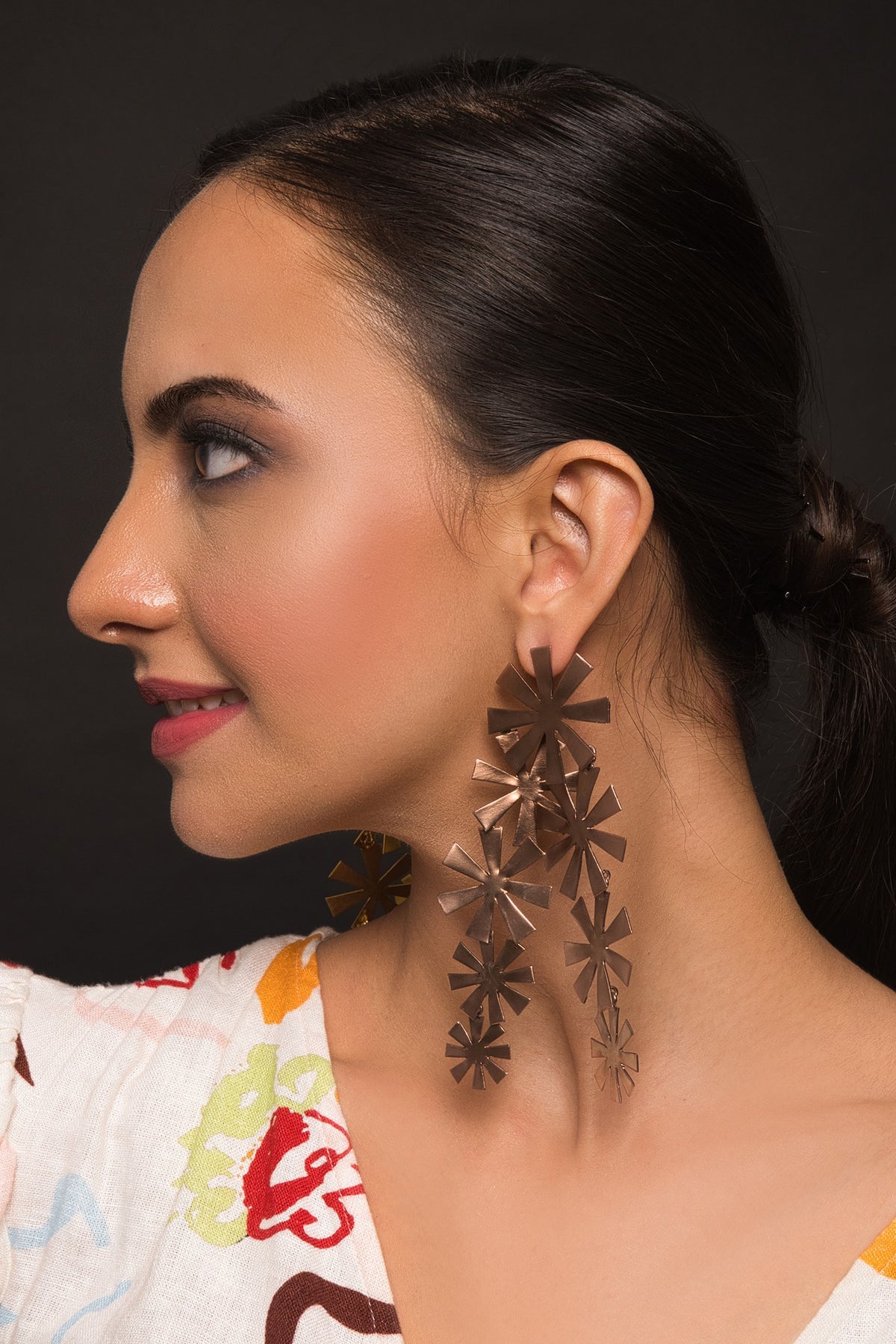Zoey Pin Wheel Carved Earrings 