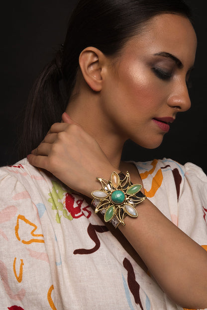 Zora Floral Embellished Bracelet 