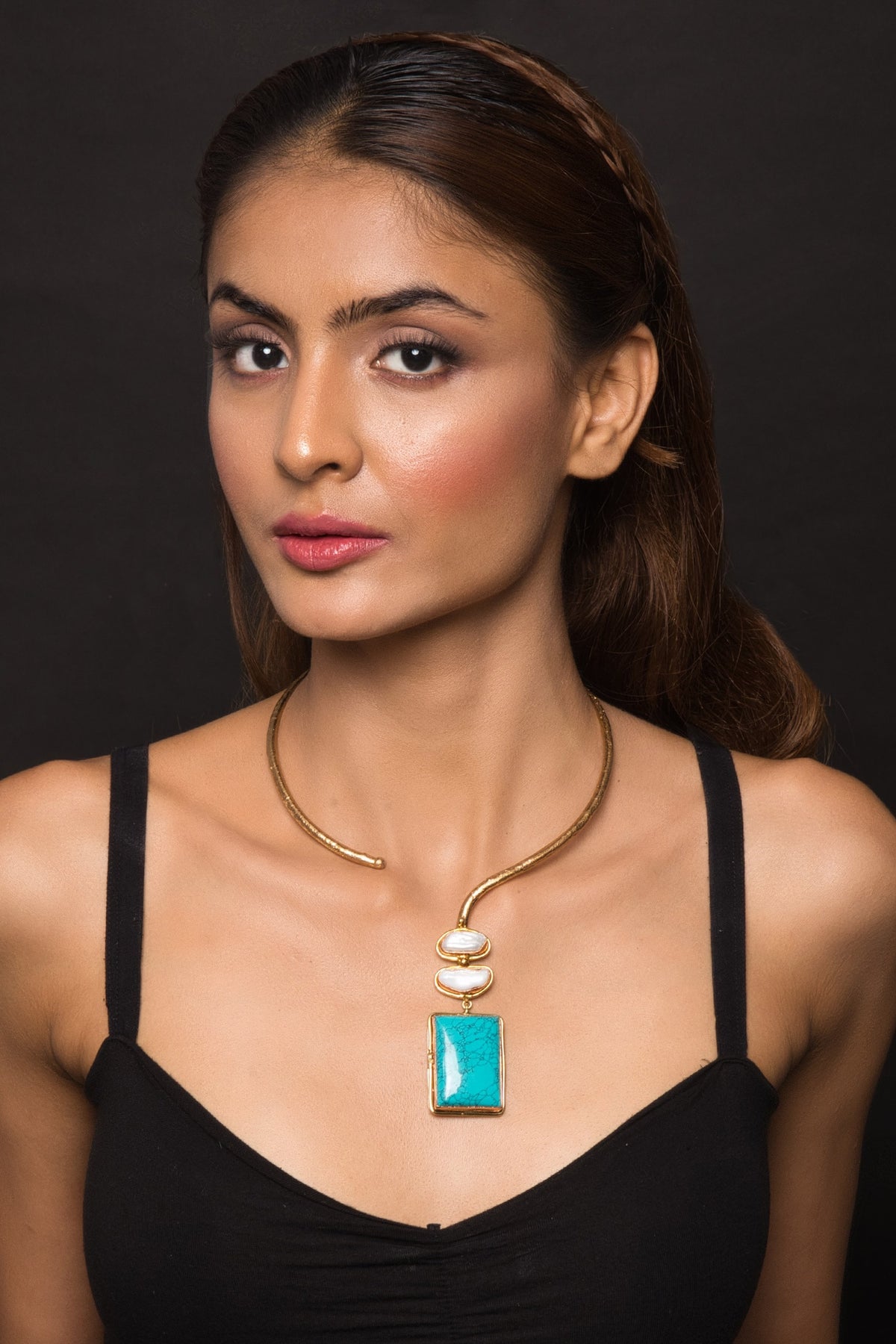 Stone Embellished Necklace 