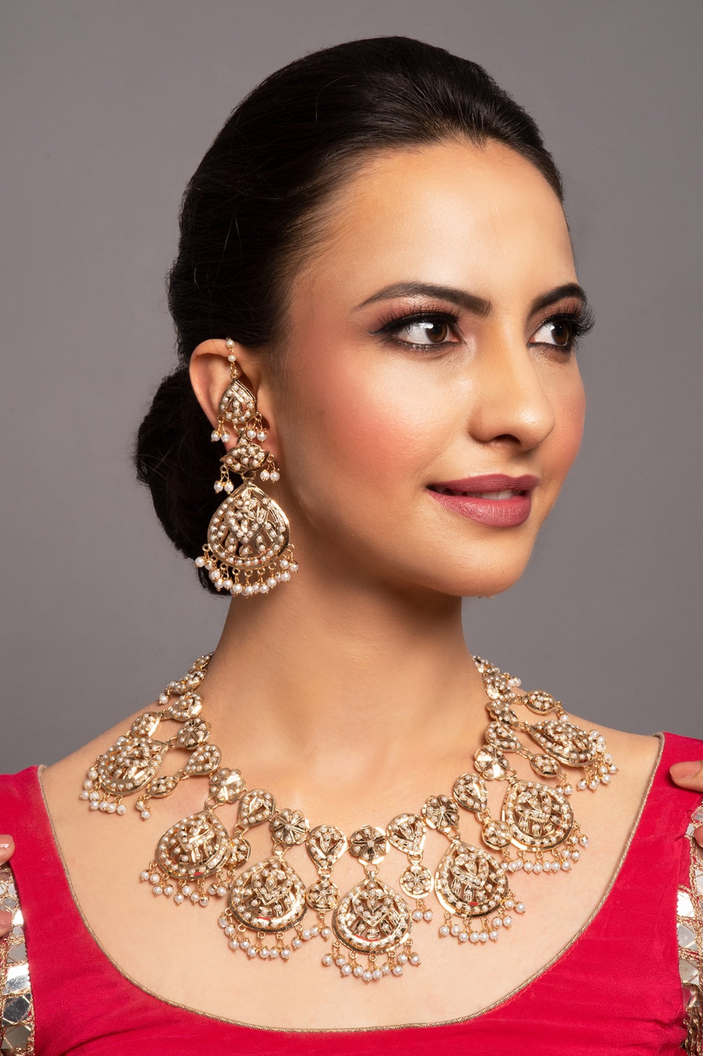 Nimrat Jadau Choker Set 