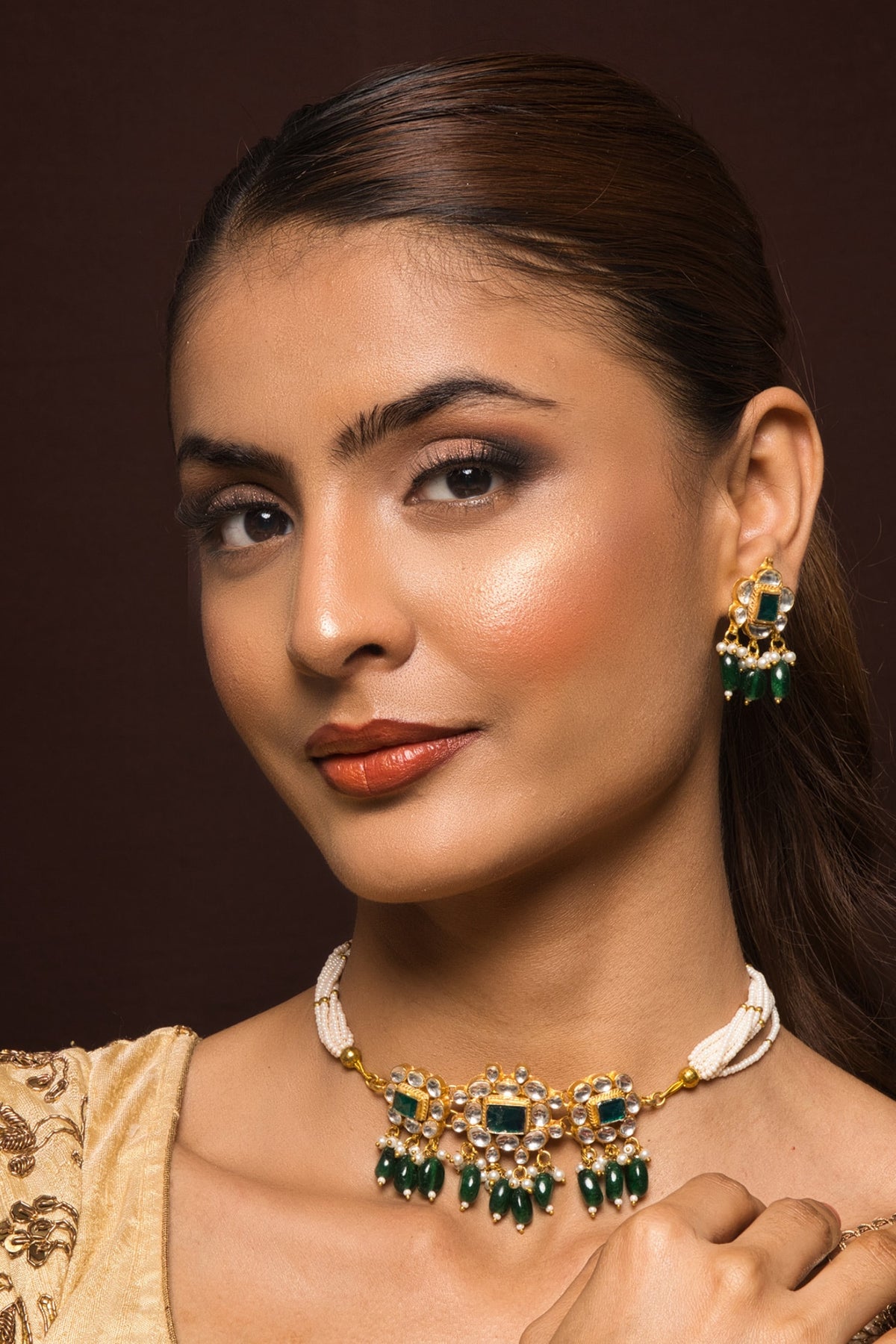 Kundan Embellished Choker Set 