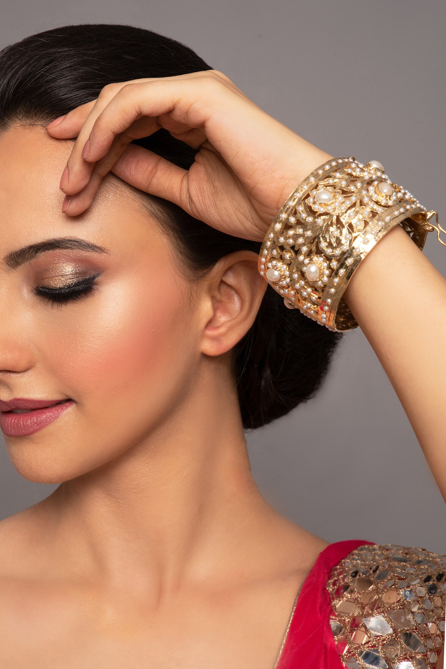 Irya Broad Jadau Bangle 