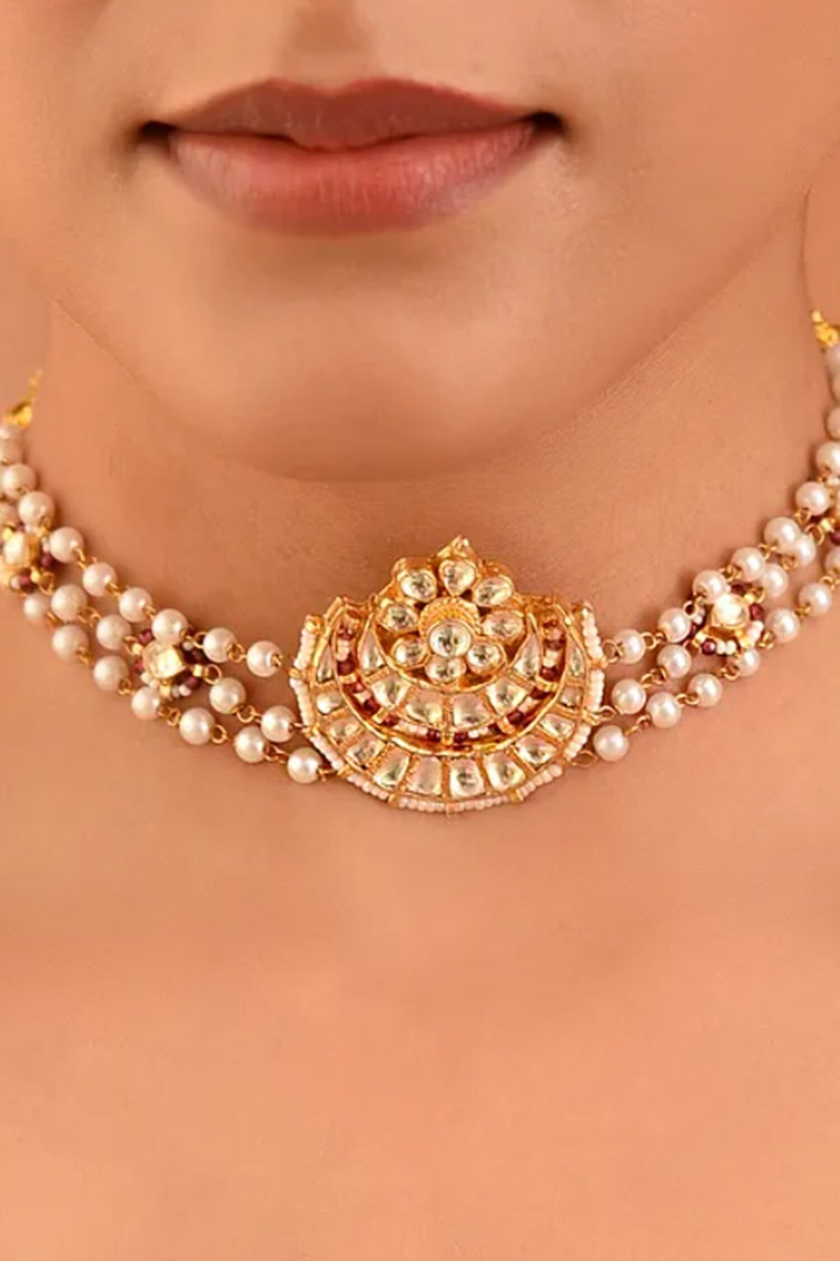 Gold Pearl Embellished Jadau Choker 