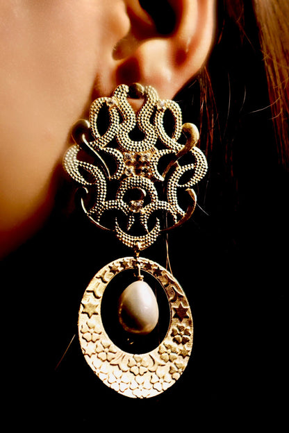 Nizaam Pearl Drop Earrings 