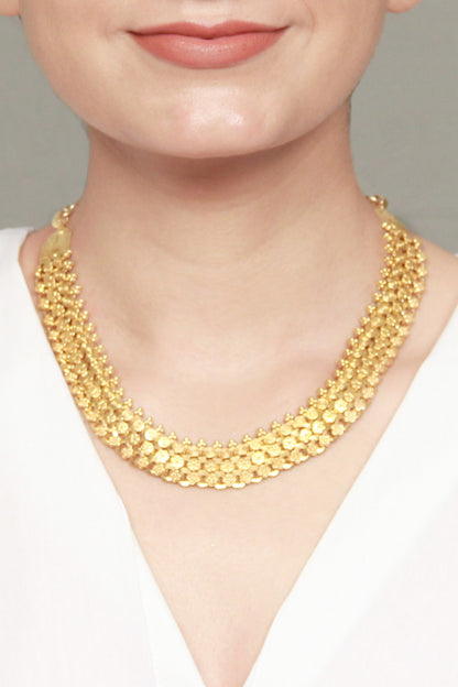 Hina Carved Bloom Motif Necklace 