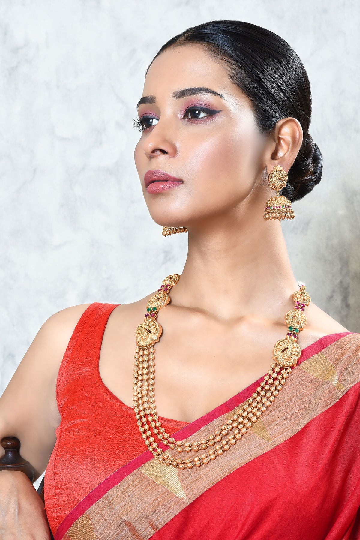 Peacock Carved Motif Necklace Set 