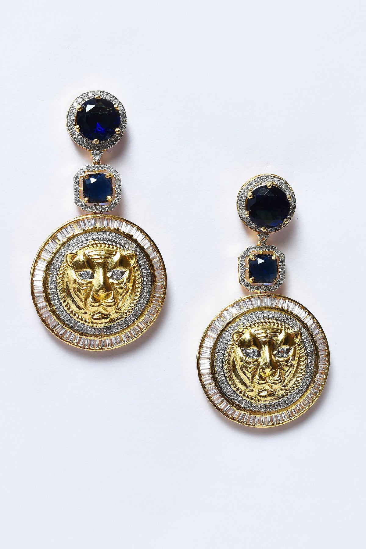 Carved Lion Pattern Dangler Earrings 