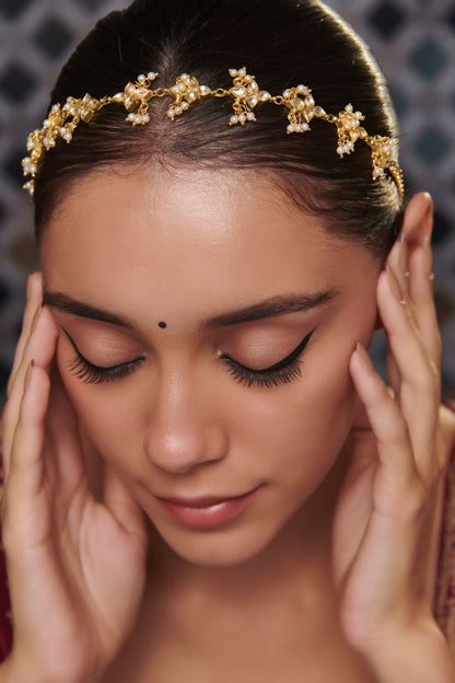 Kundan Embellished Head Band 