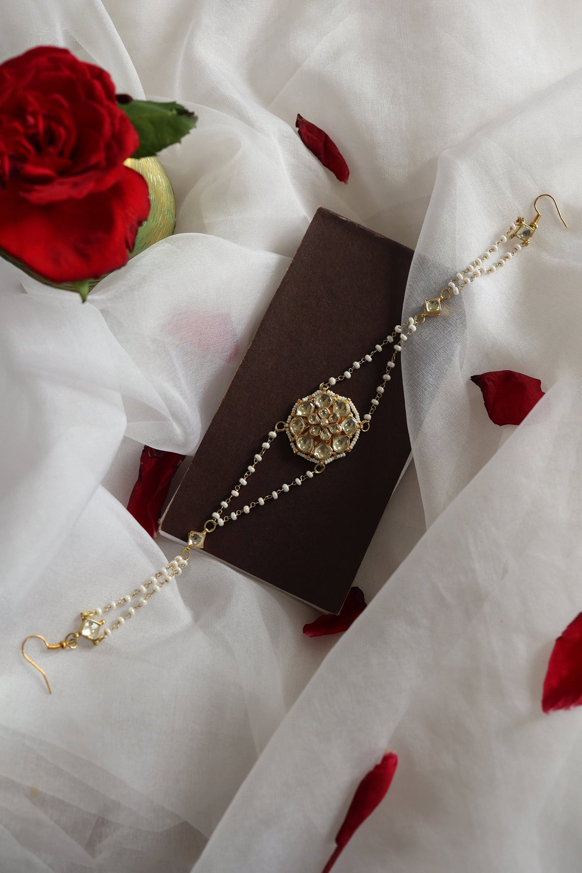 Kundan Pearl Embellished Mathapatti 