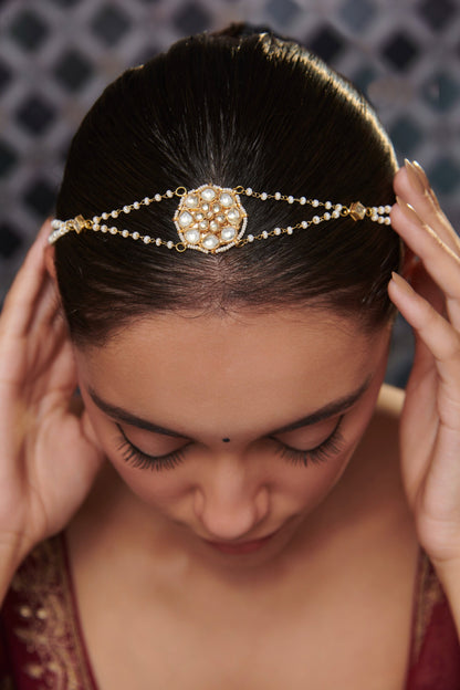 Kundan Pearl Embellished Mathapatti 