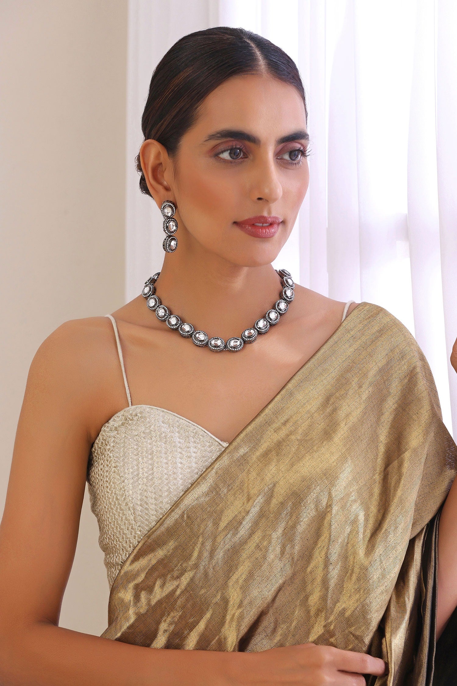 Kundan Embellished Necklace Set 
