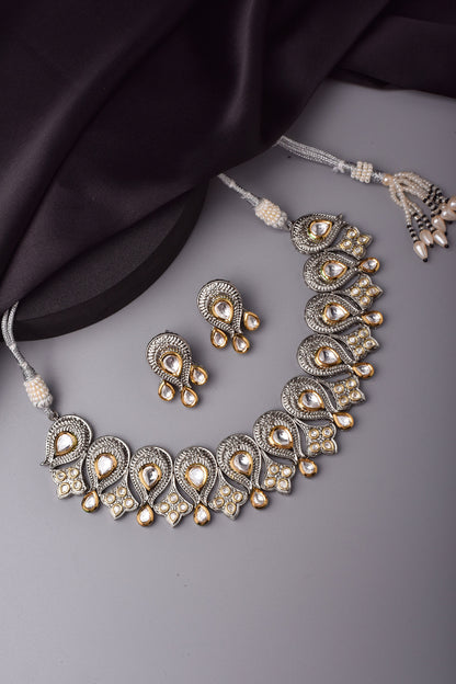 Polki Embellished Choker Necklace Set 