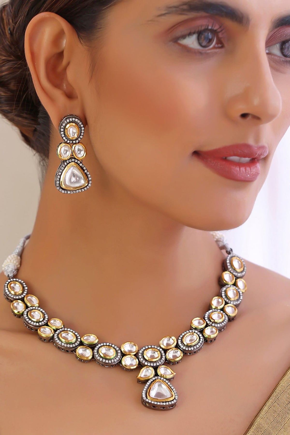 Kundan Work Pendant Necklace Set 