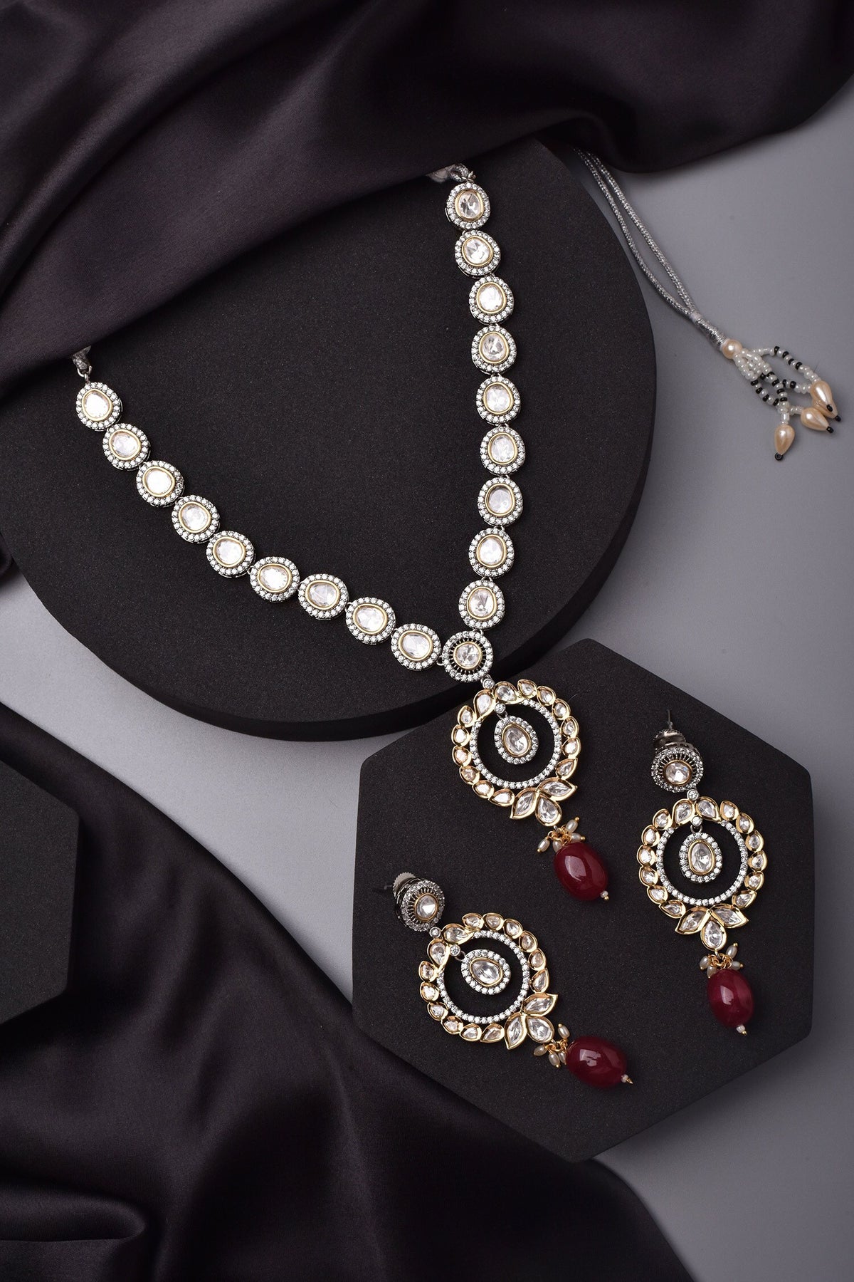 Polki Embellished Pendant Necklace Set 
