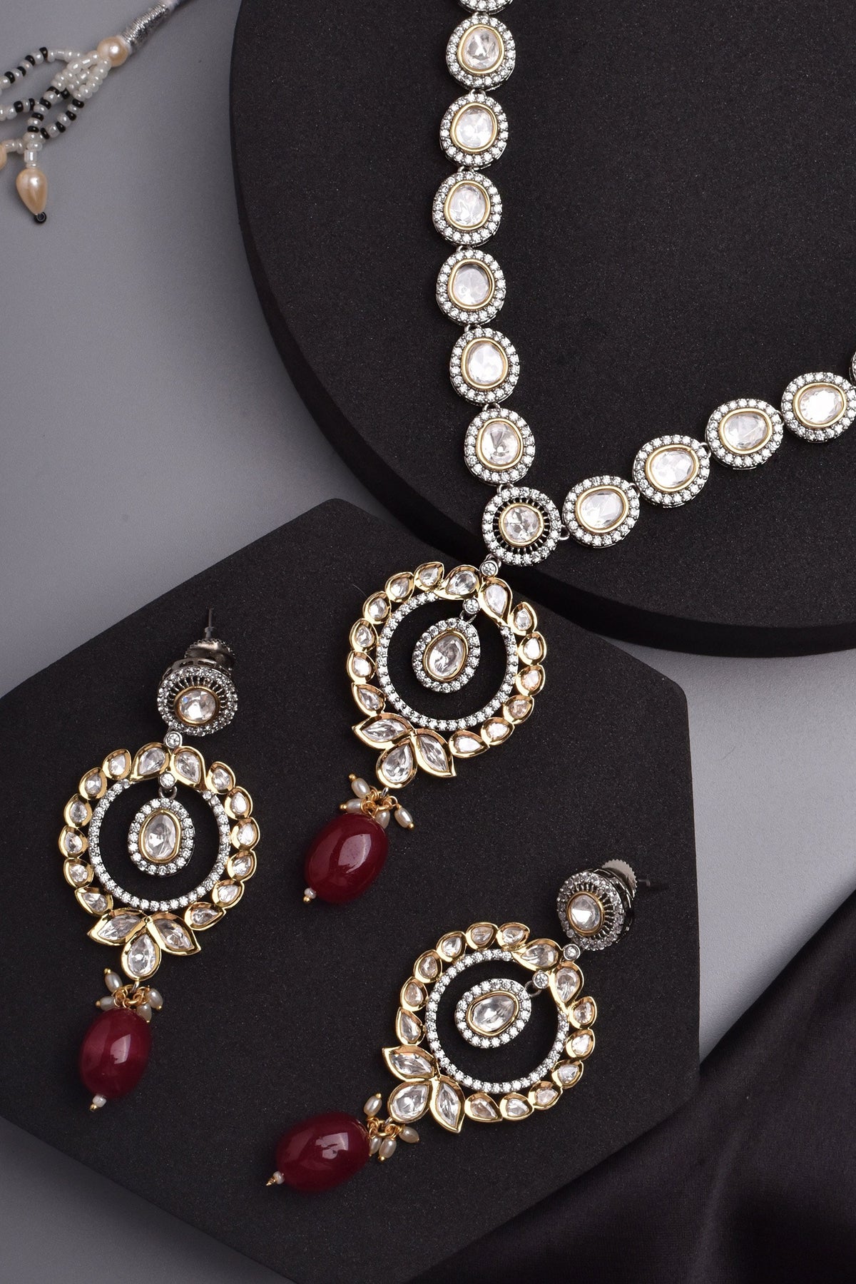 Polki Embellished Pendant Necklace Set 
