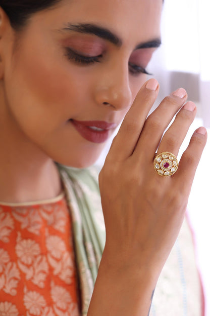 Kundan Embellished Circular Ring 