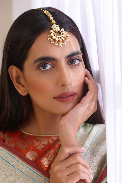 Kundan Embellished Maangtikka 