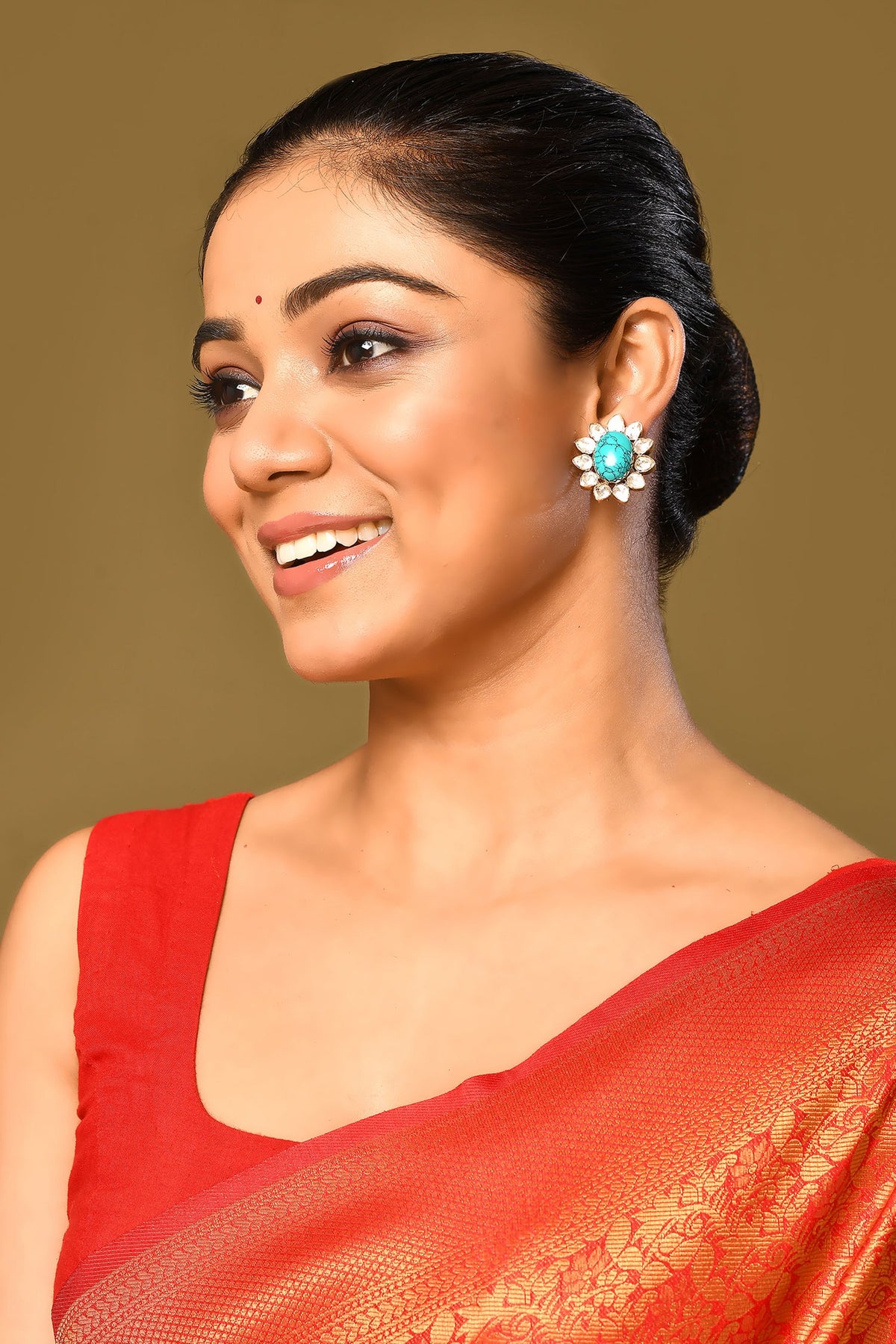 Turquoise Embellished Stud Earrings 