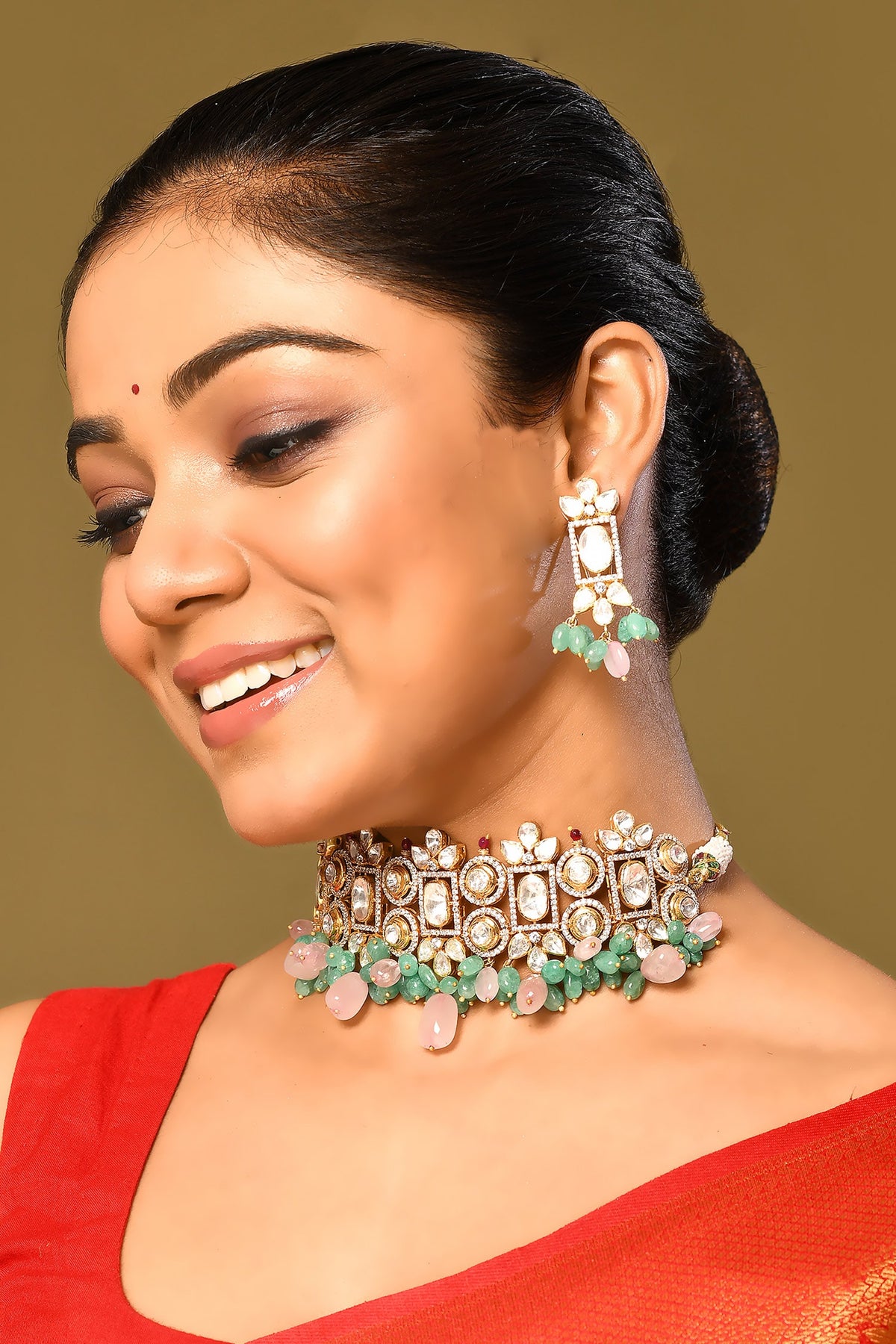 Geometric Embellished Choker Set 