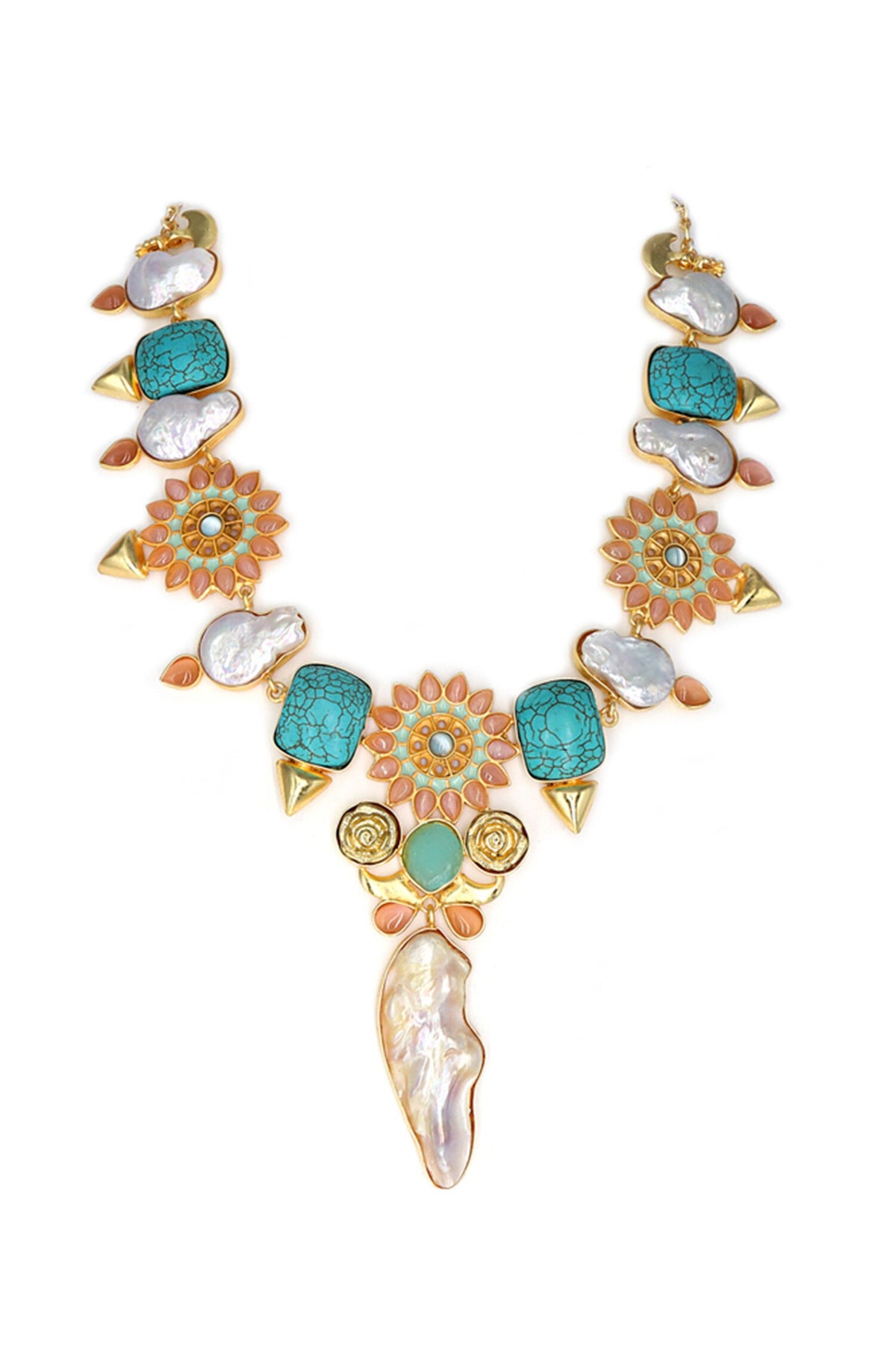 Cut Work Embellished Pendant Necklace 