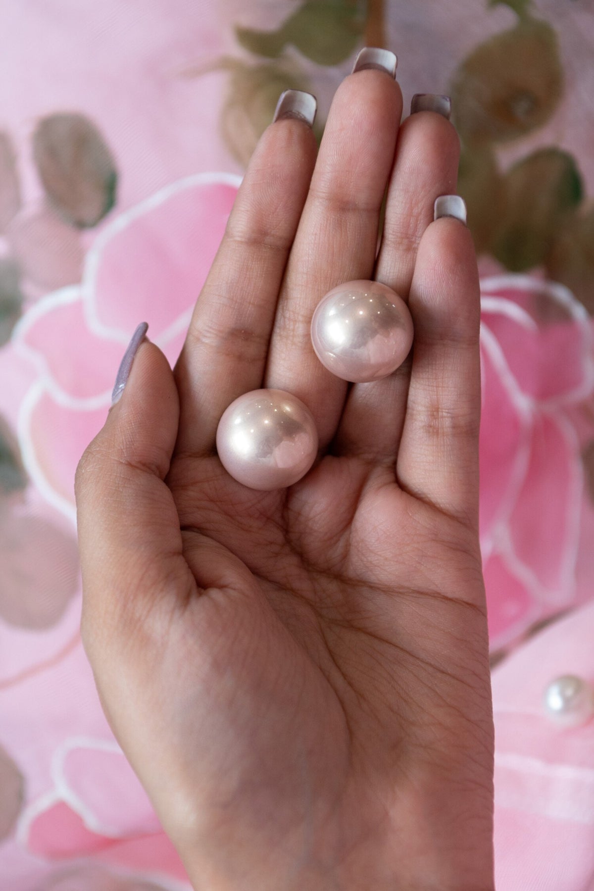 Pearl Embellished Studs 