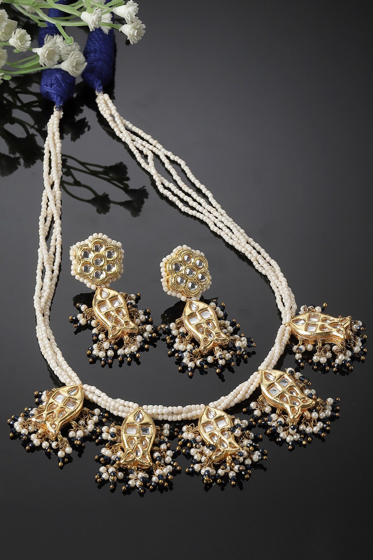 Stone Studded Pendant Necklace Set 