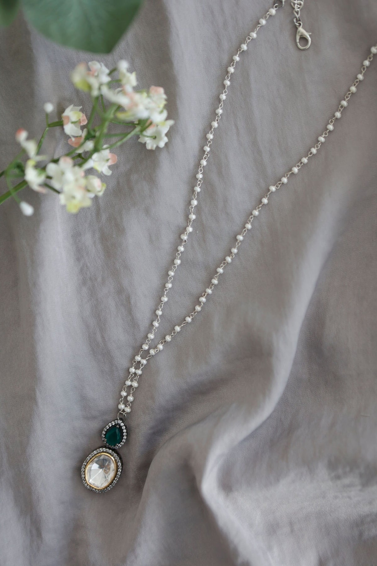Embellished Polki Pendant Necklace 