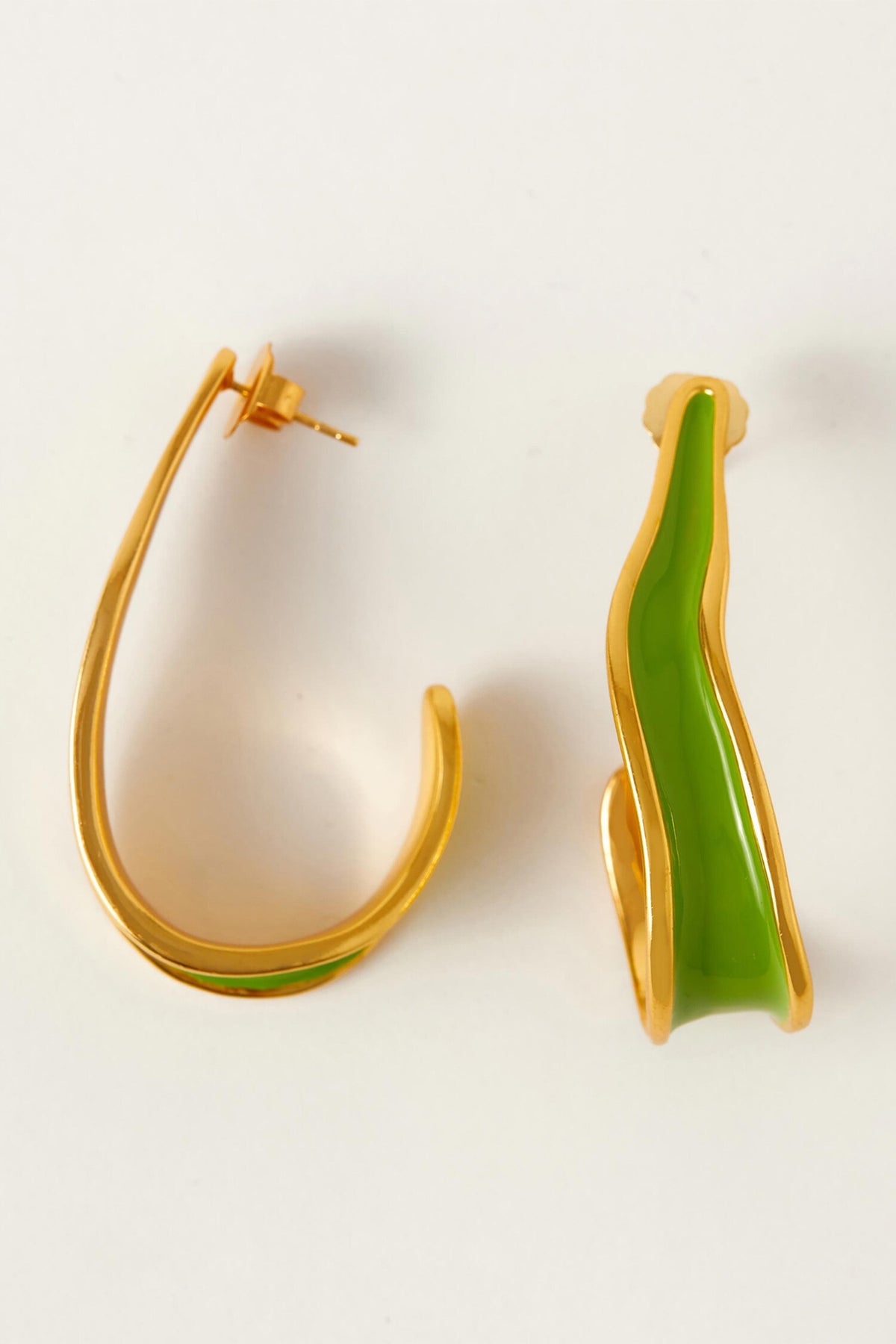 Andaman Crumpled Enamelled Earrings 