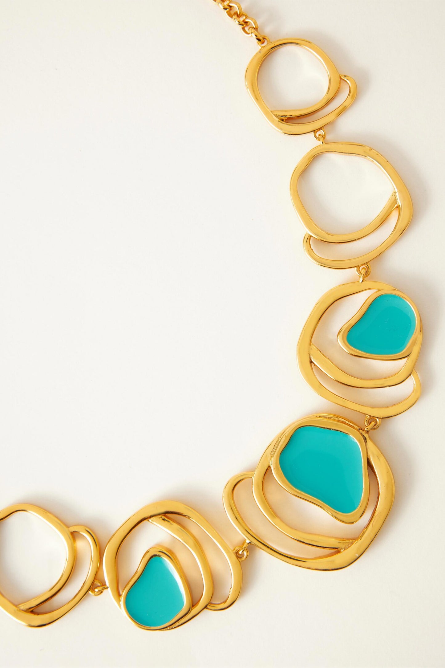 Morjim Encircle Coil Necklace 