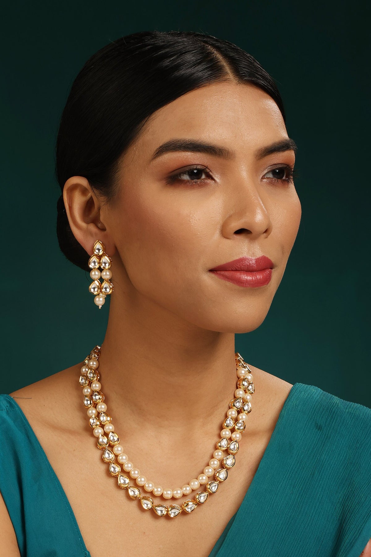 Embellished Layered Necklace Set 