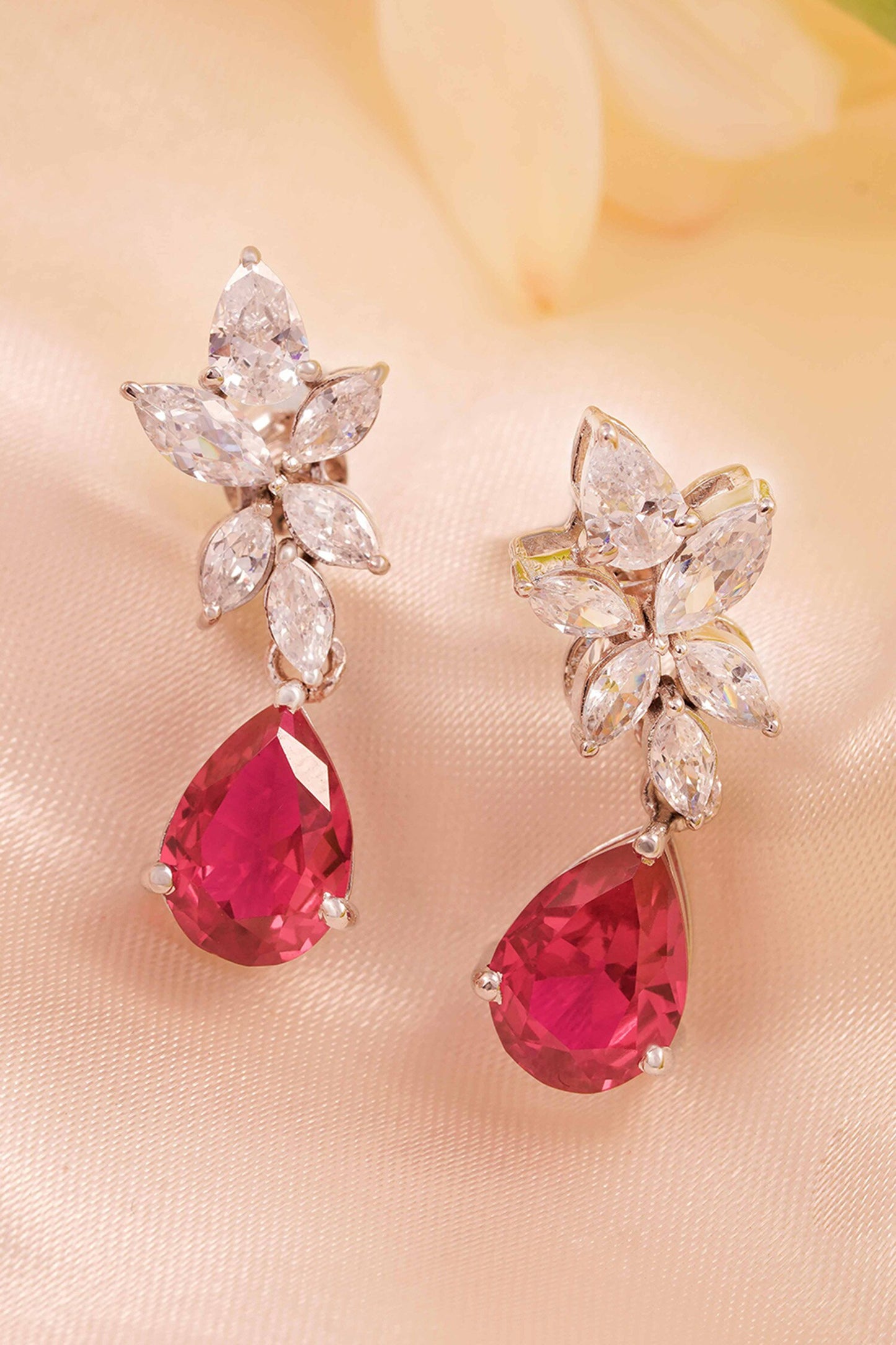 Flowery Drop Earrings 