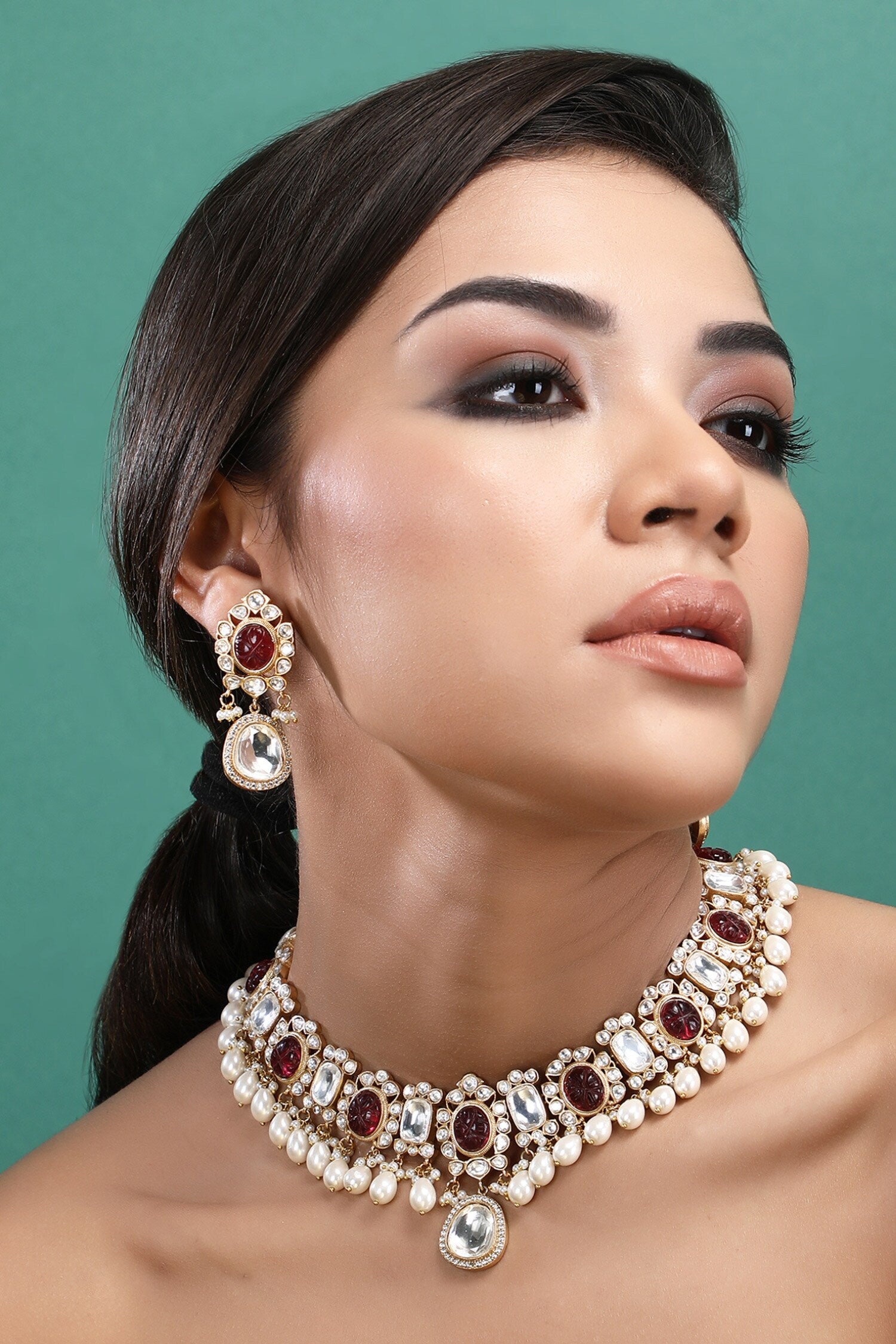 Stone Embellished Pendant Necklace Set 
