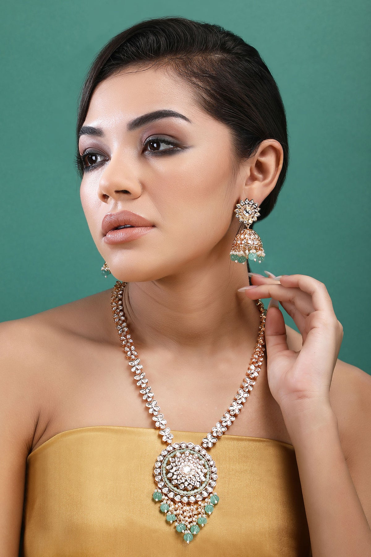 Floral Shaped Long Pendant Necklace Set 