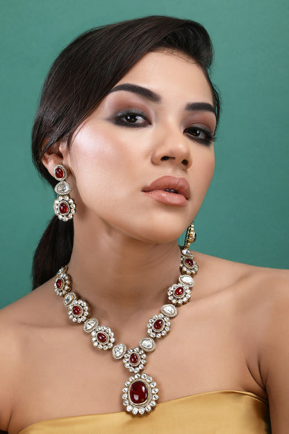 Stone Studded Pendant Necklace Set 
