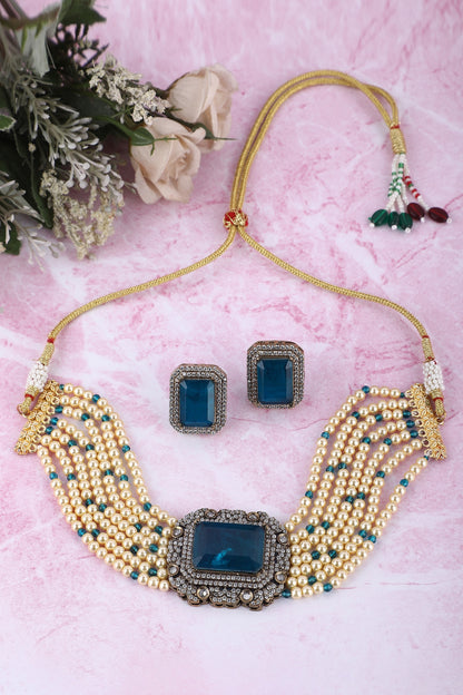 Bead Layered Pendant Choker Set 