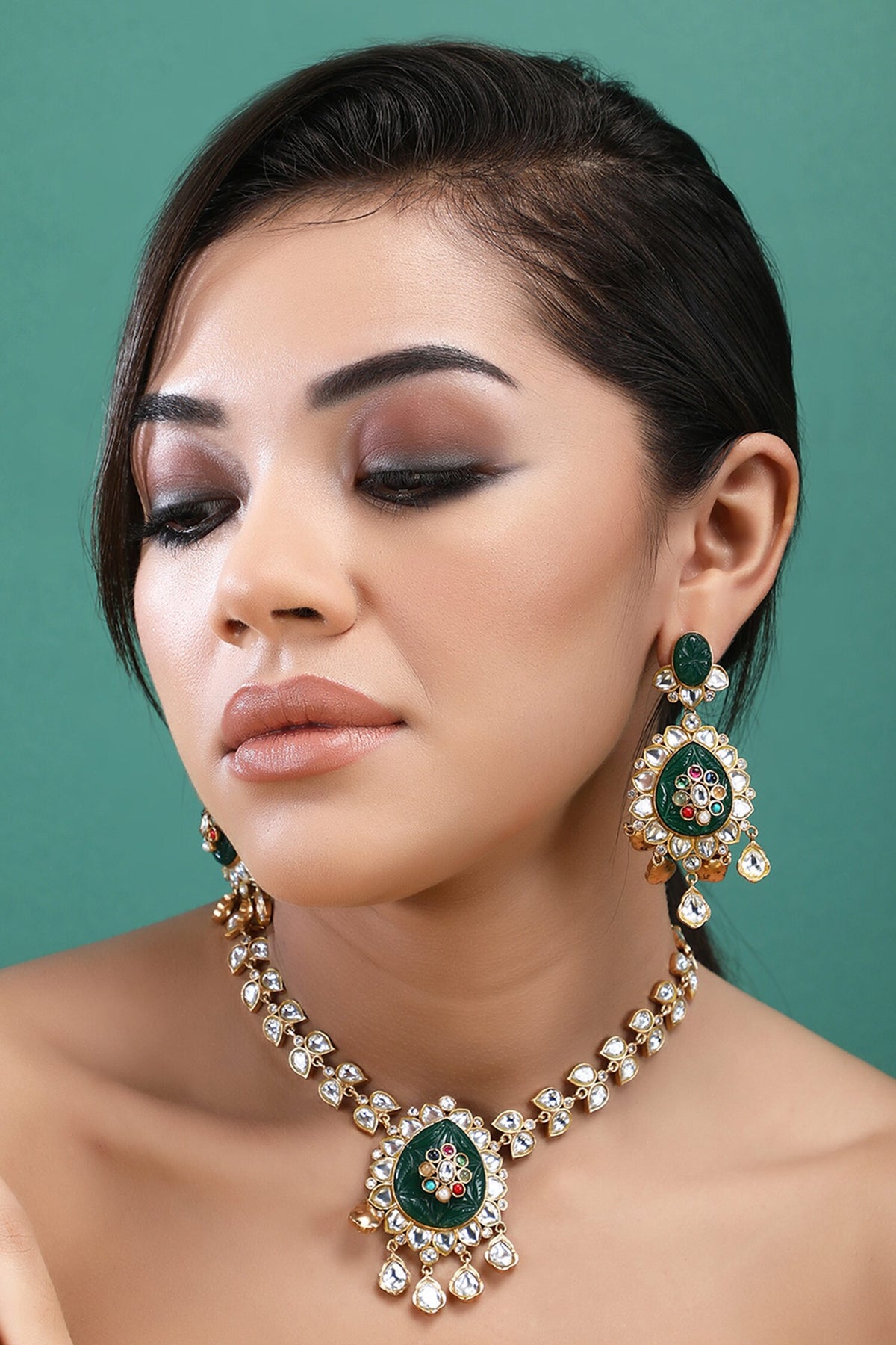 Tear Drop Shaped Pendant Necklace Set 