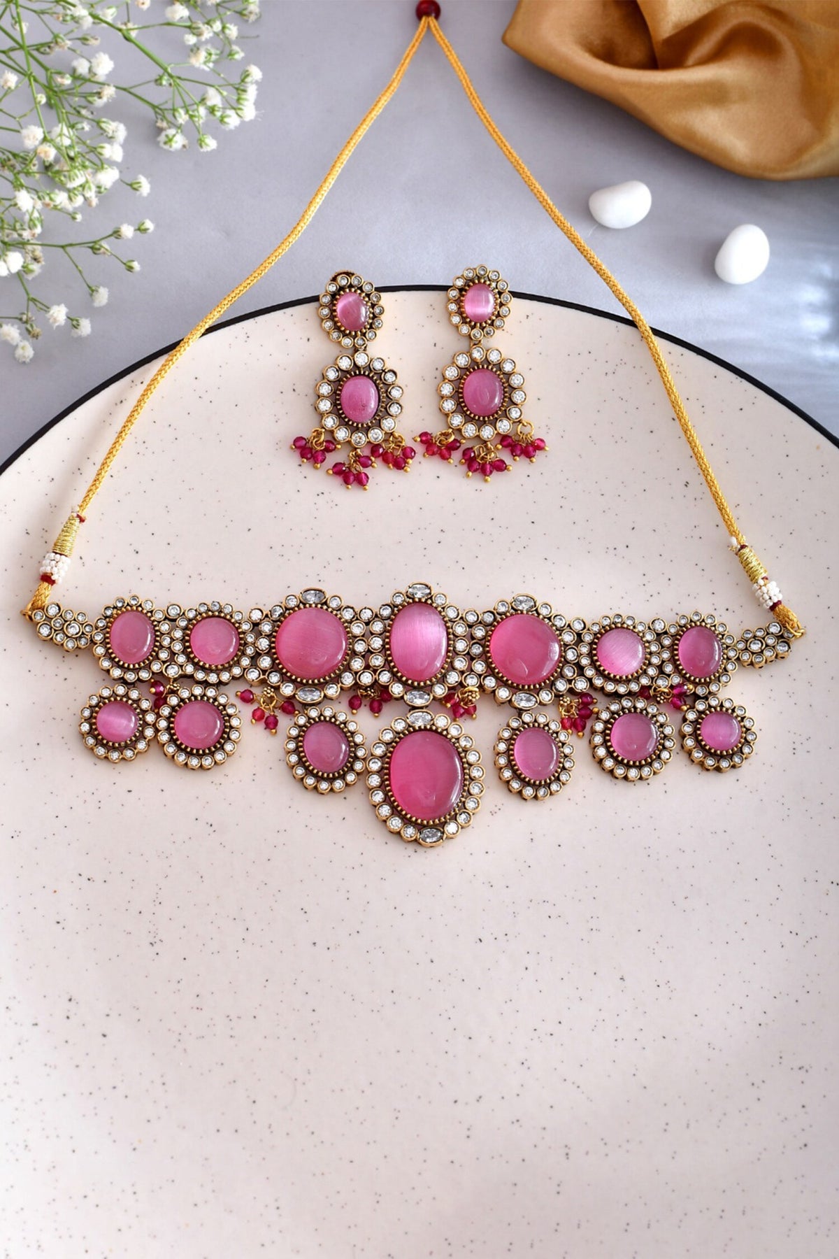Embellished Geometric Choker Necklace Set 