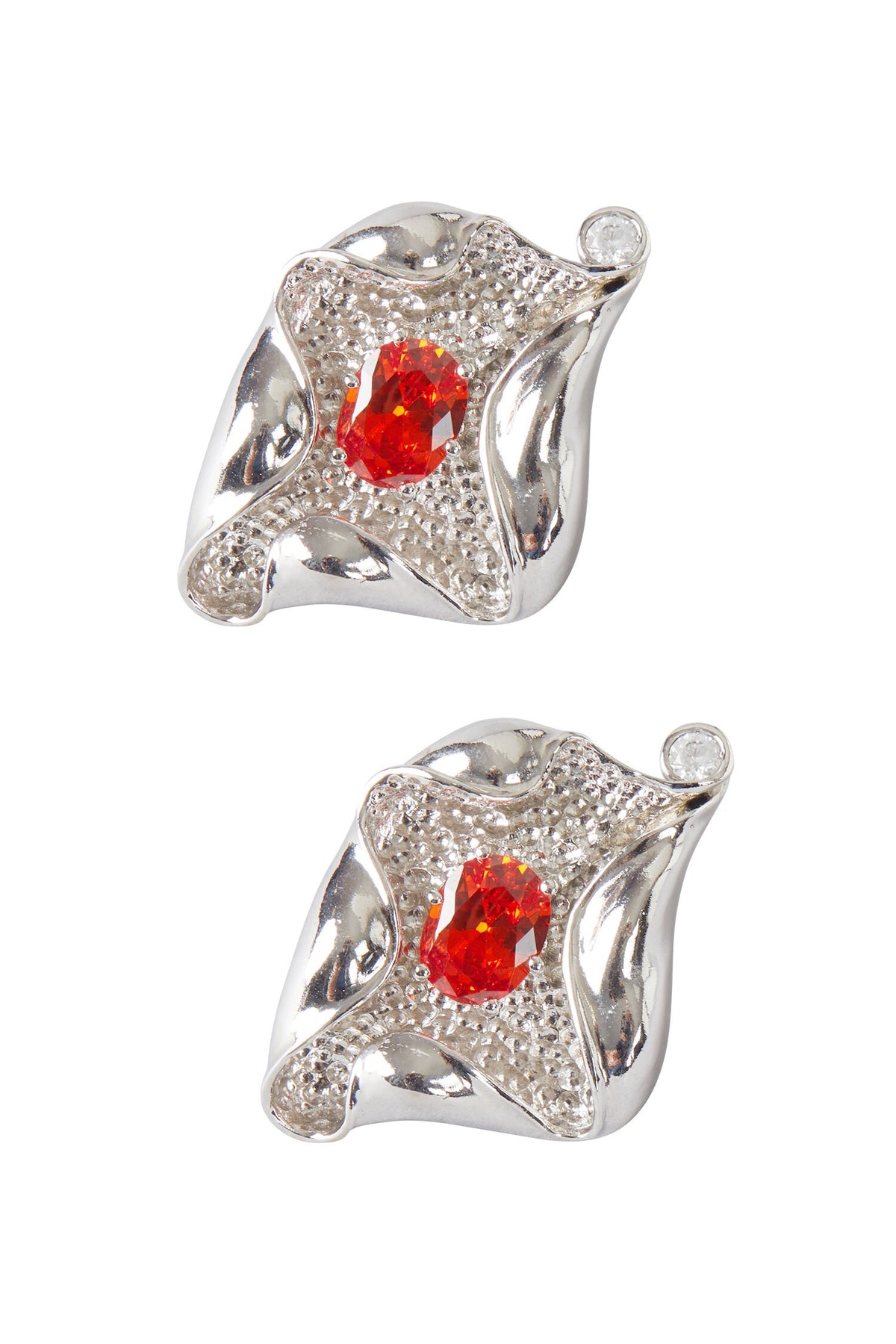Shell Pattern Studs 
