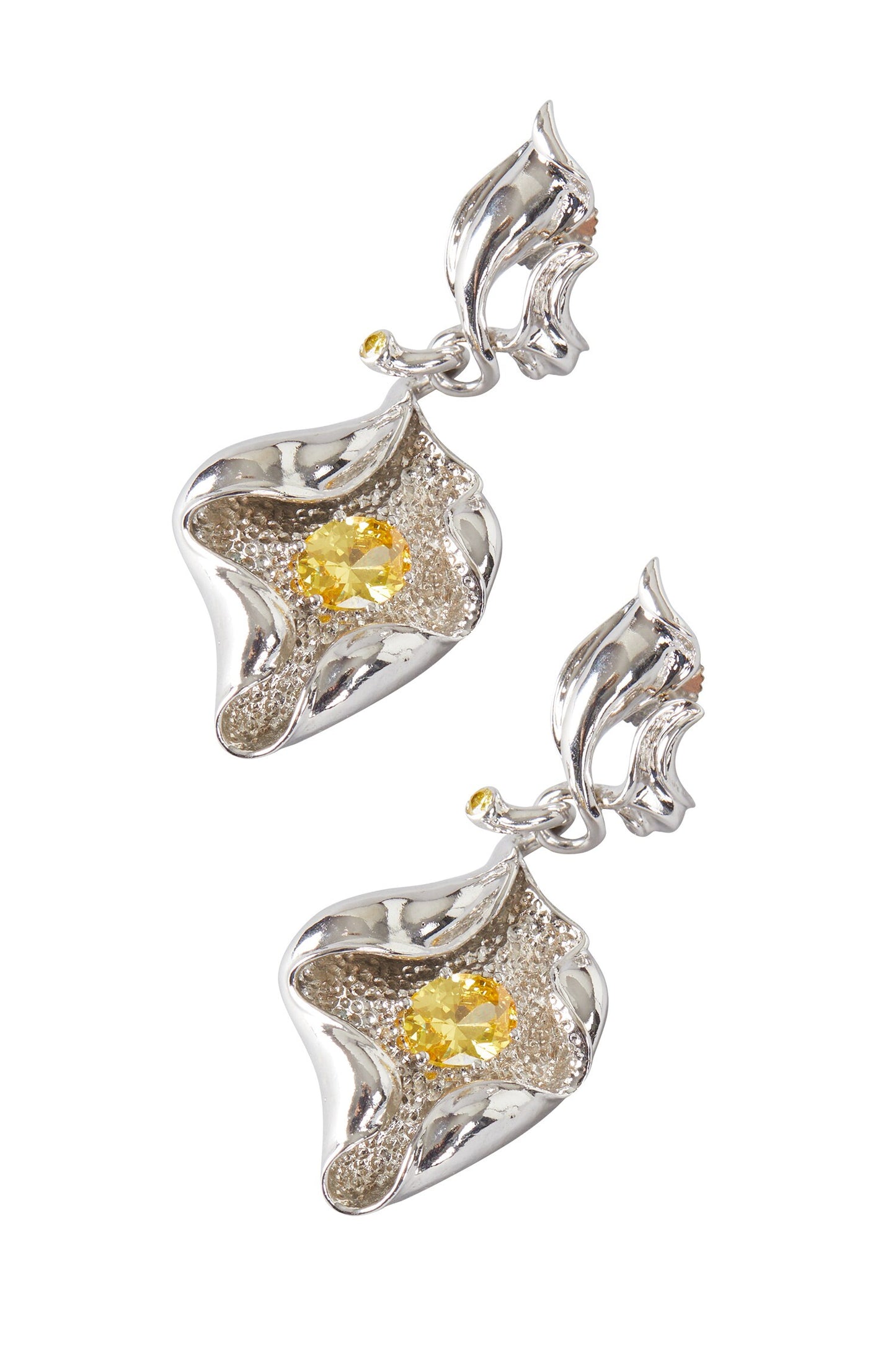 Shell Pattern Embellished Earrings 