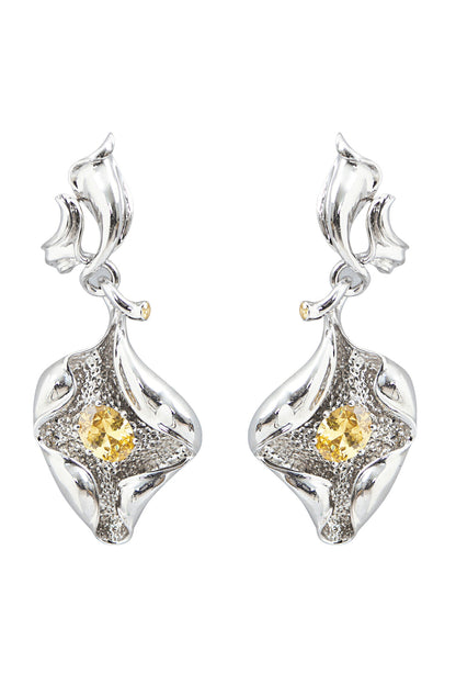 Shell Pattern Embellished Earrings 